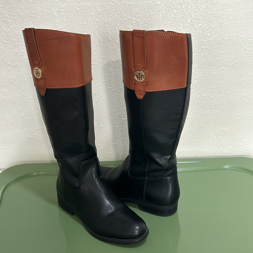 TOMMY HILFIGER WOMENS SHANO  WIDE CALF CLASSIC RIDING BOOT BLACK SZ 10
